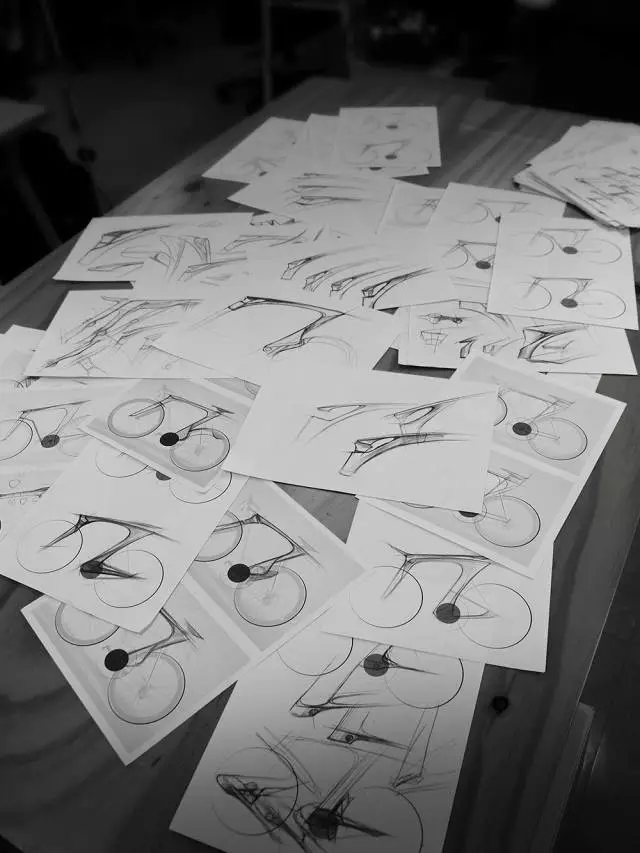 “致敬工業(yè)設(shè)計(jì)師”——(草圖、效果圖、手板、生產(chǎn))設(shè)計(jì)過程展示(圖1)